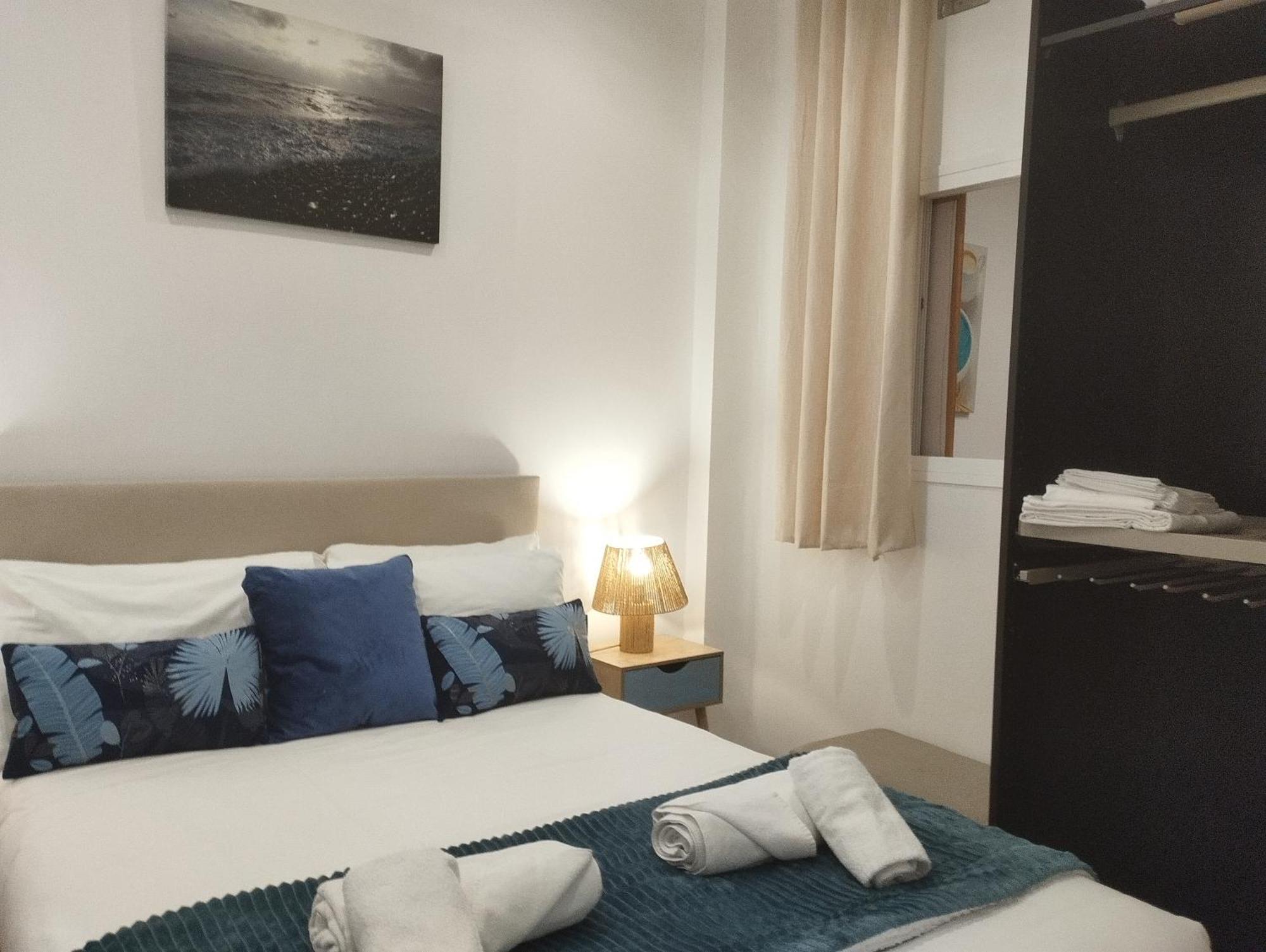 Port House, Paseo Maritimo,A Un Minuto Playa Appartement Fuengirola Buitenkant foto