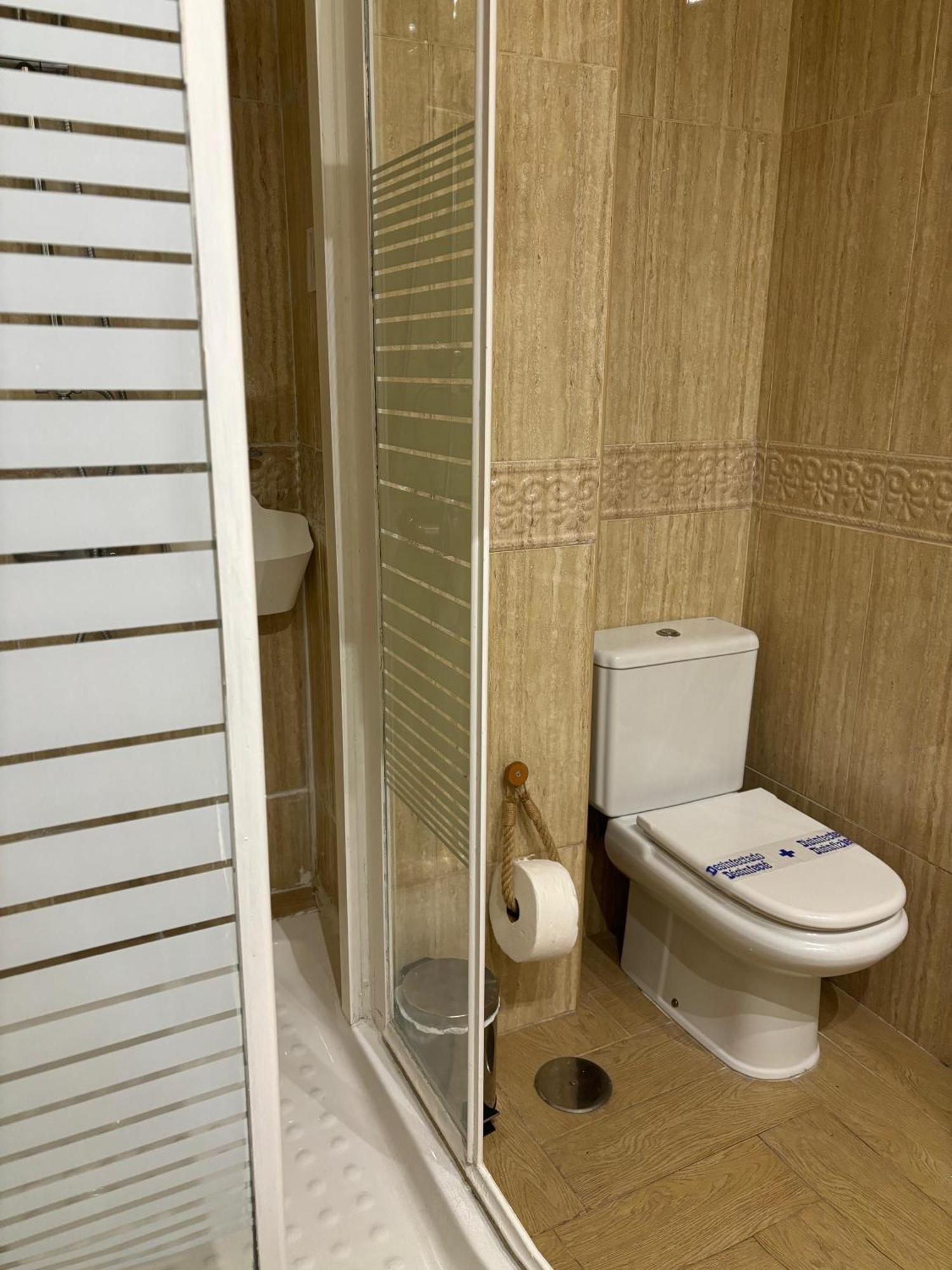 Port House, Paseo Maritimo,A Un Minuto Playa Appartement Fuengirola Buitenkant foto
