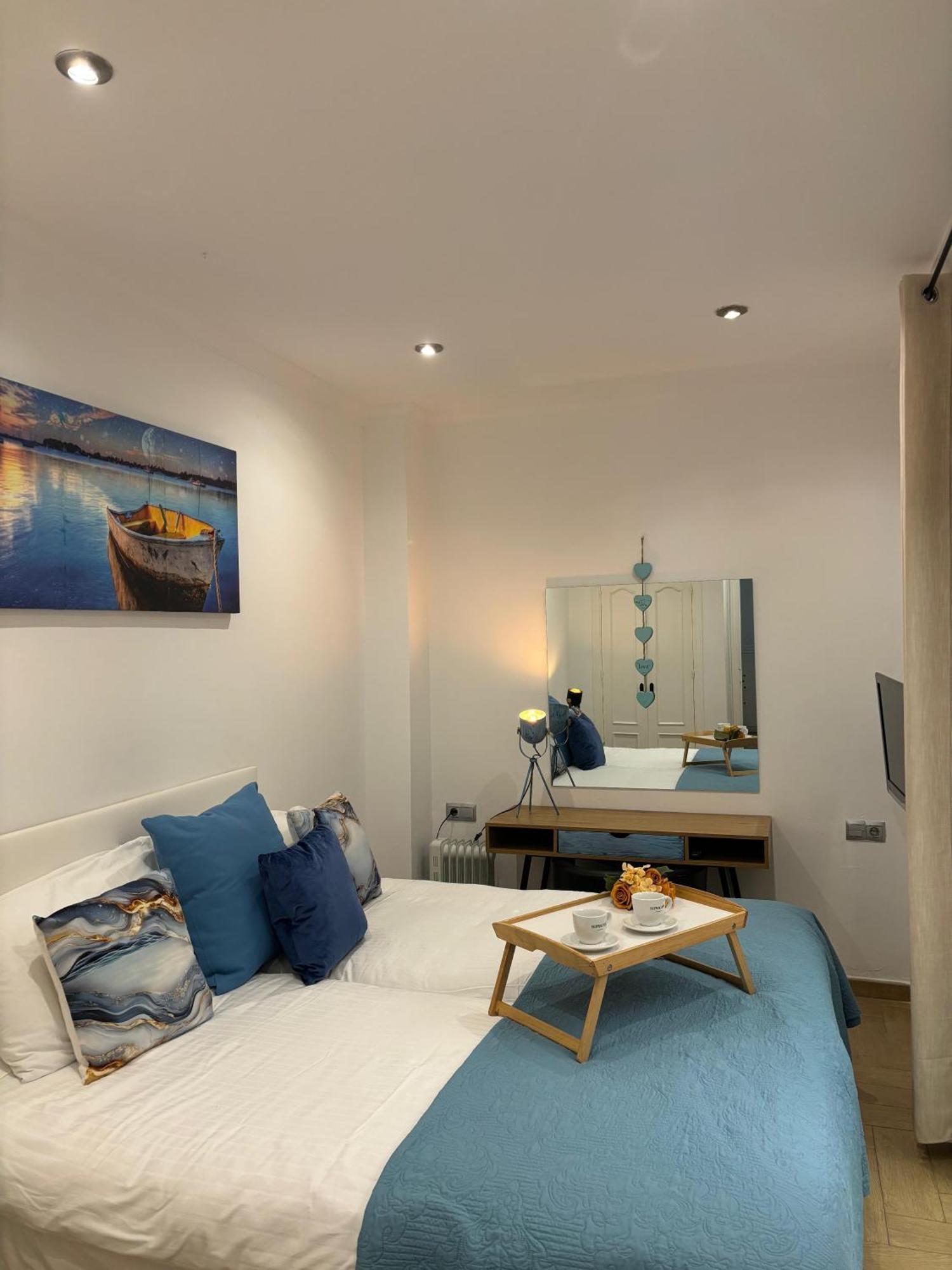 Port House, Paseo Maritimo,A Un Minuto Playa Appartement Fuengirola Buitenkant foto