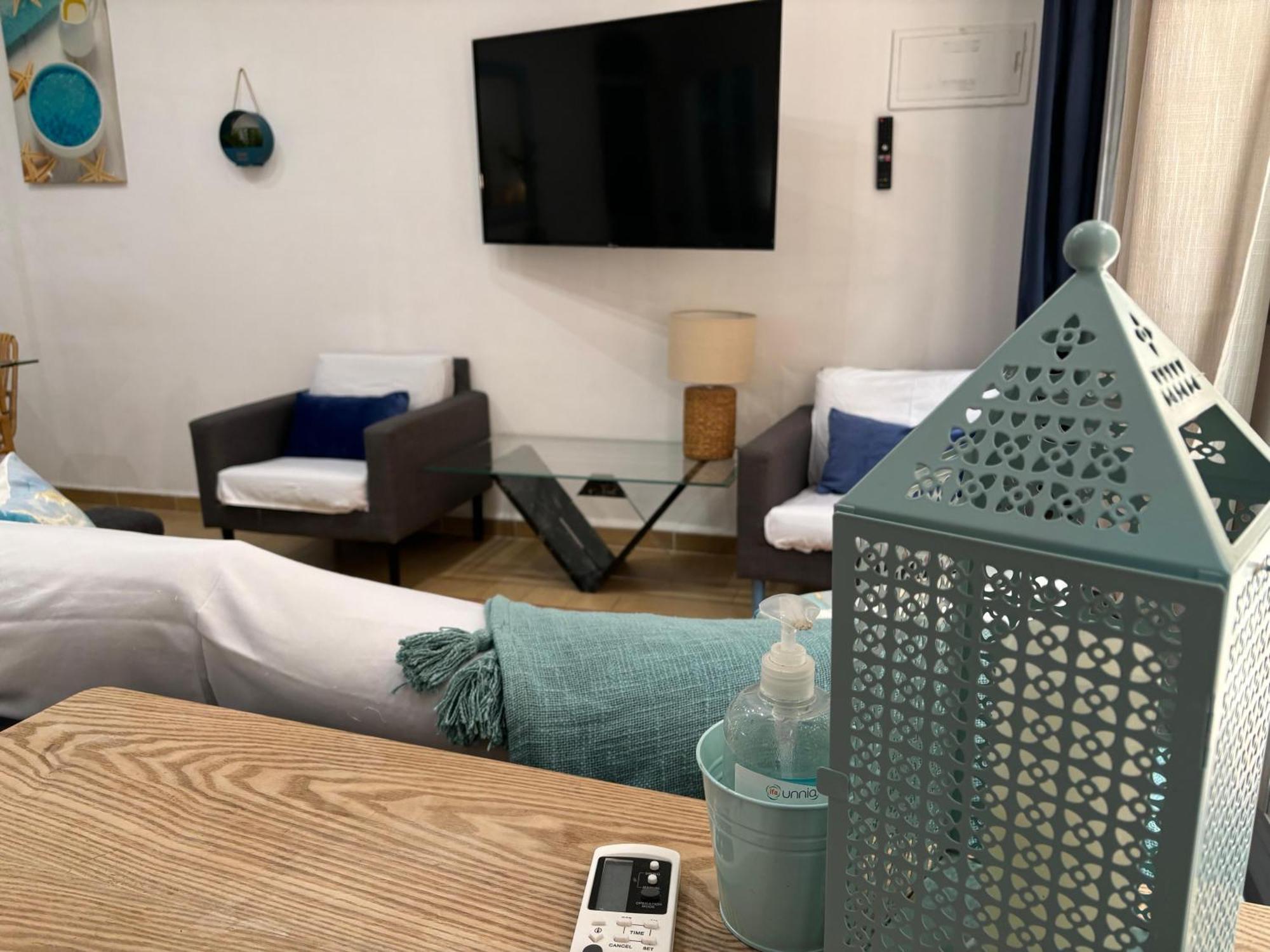 Port House, Paseo Maritimo,A Un Minuto Playa Appartement Fuengirola Buitenkant foto